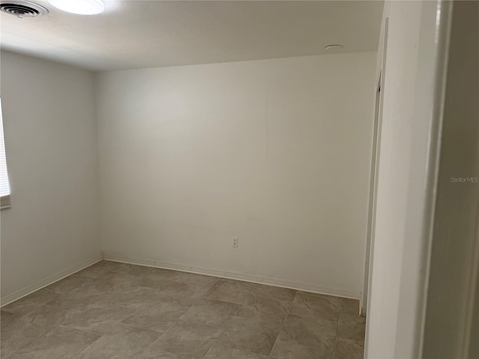 2105 SW 38th Court Ocala FL 34474 OM721221 image5