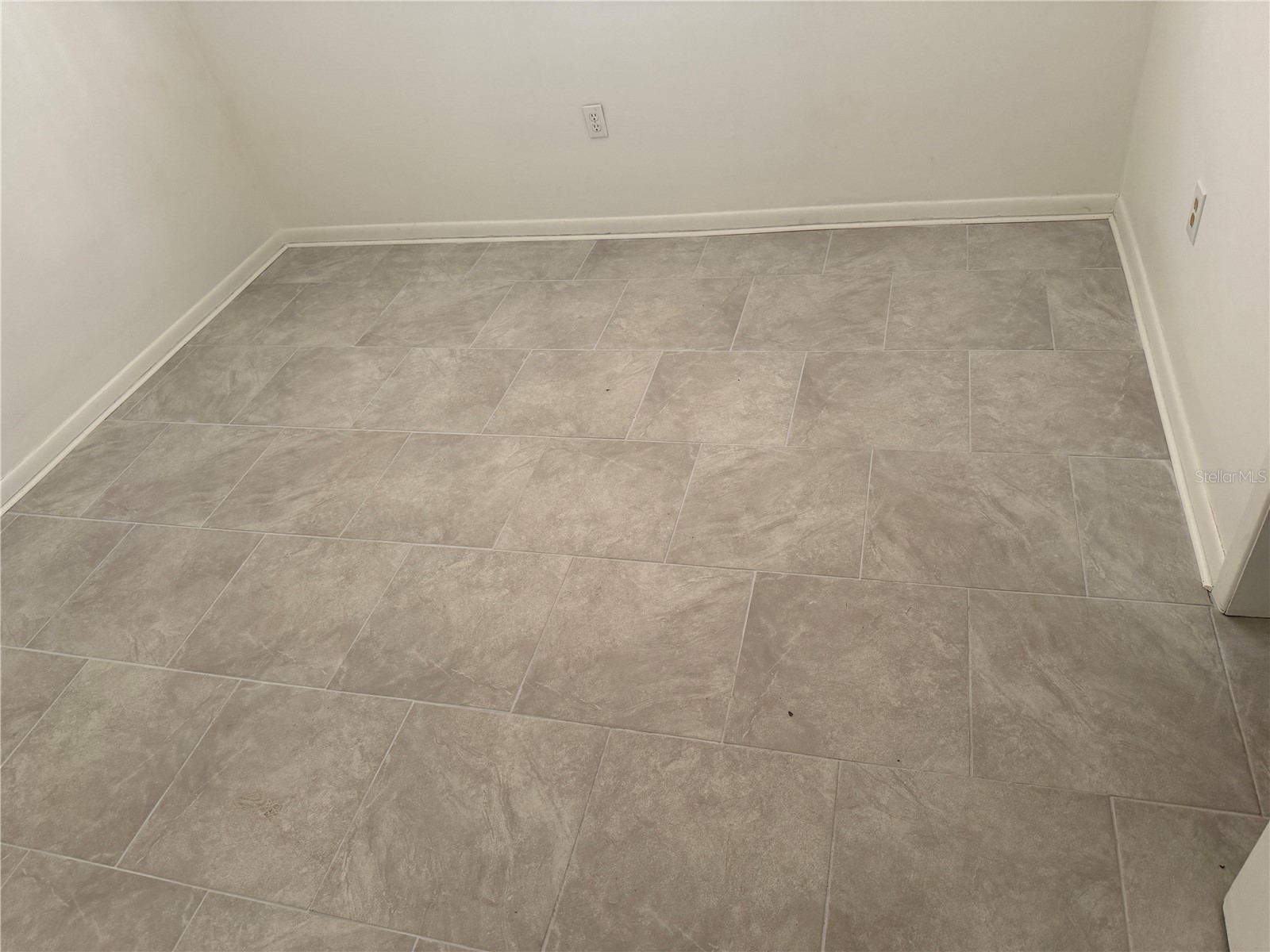 2105 SW 38th Court Ocala FL 34474 OM721221 image9