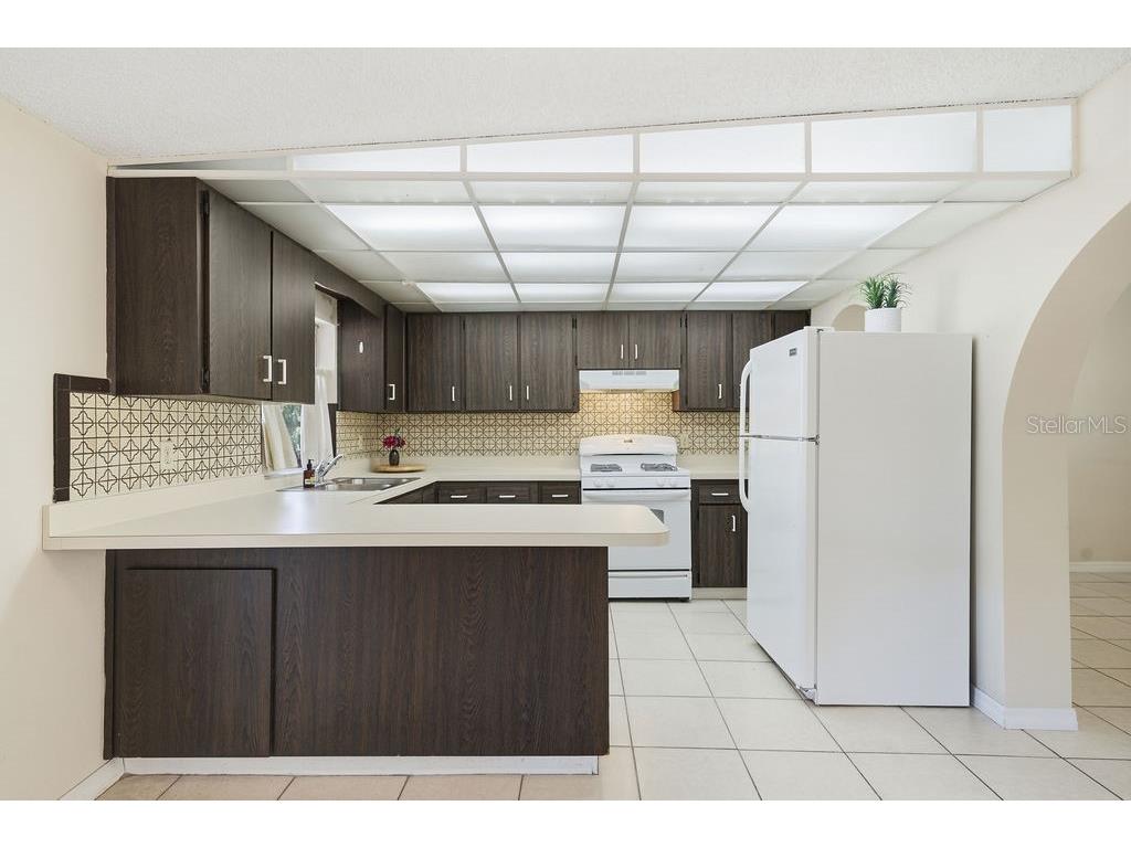 2105 W Barclay Road Tampa FL 33612 A4672472 image19