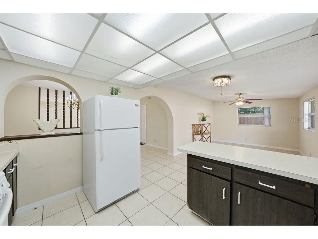 2105 W Barclay Road Tampa FL 33612 A4672472 image26