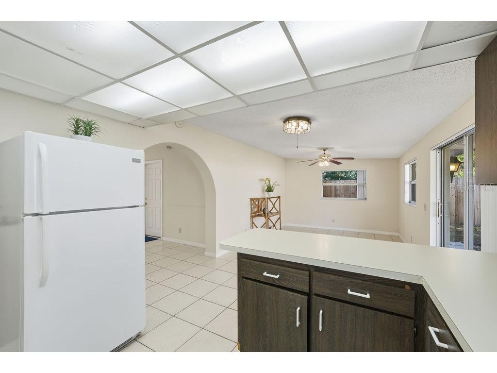 2105 W Barclay Road Tampa FL 33612 A4672472 image27