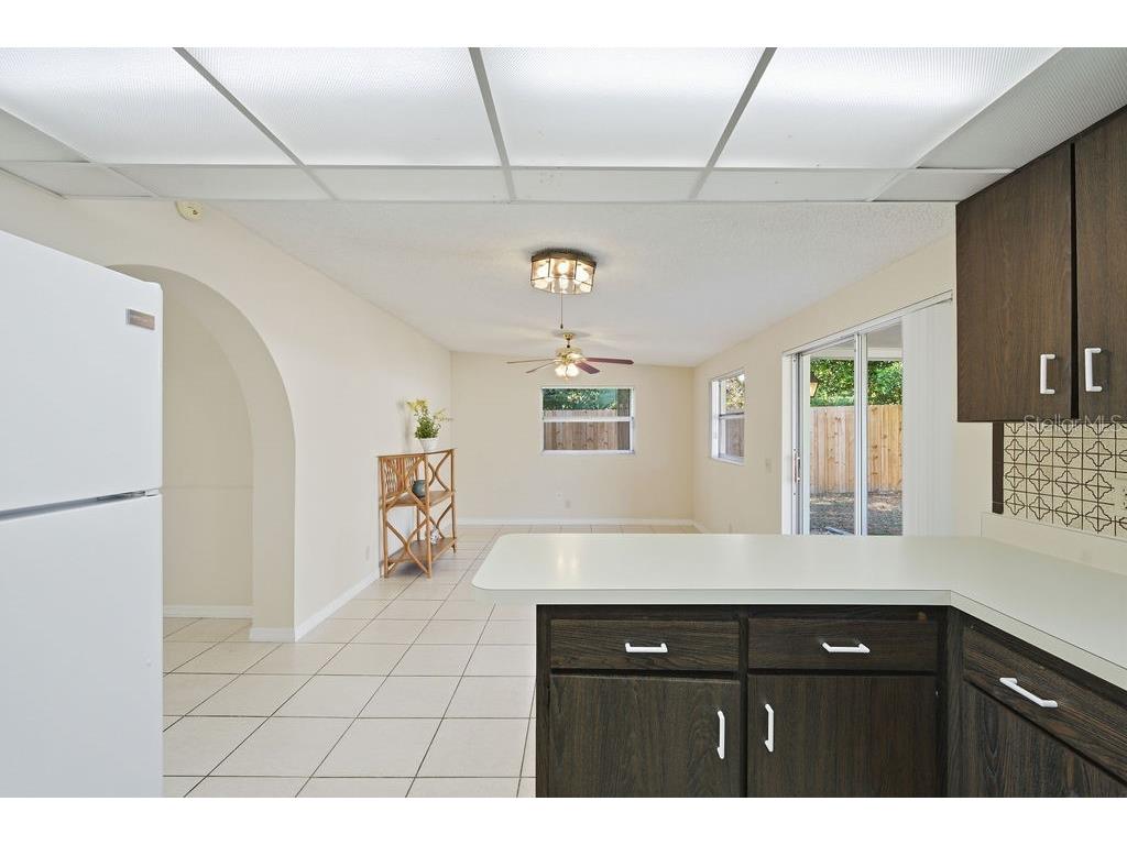 2105 W Barclay Road Tampa FL 33612 A4672472 image28