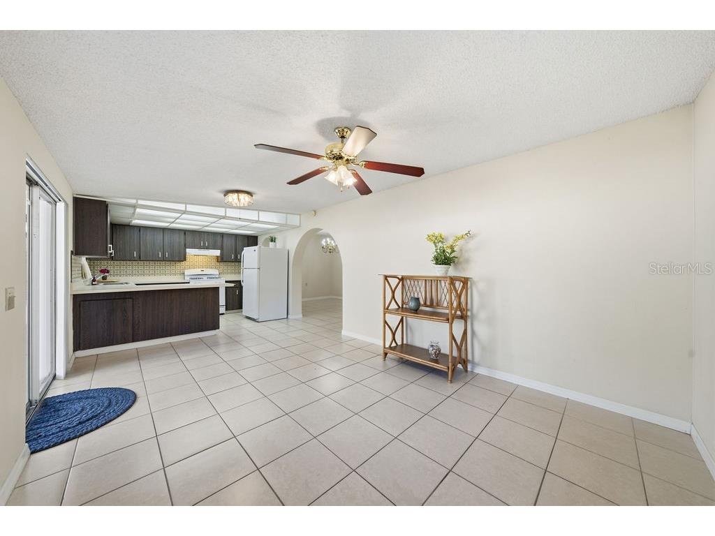 2105 W Barclay Road Tampa FL 33612 A4672472 image31