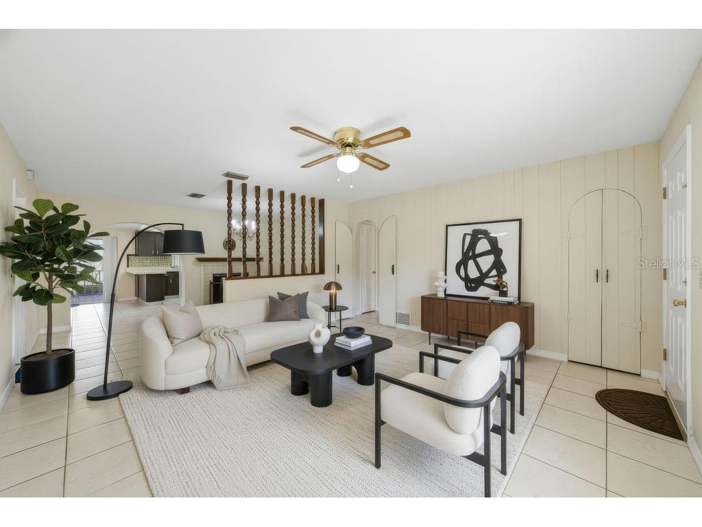 2105 W Barclay Road Tampa FL 33612 A4672472 image4