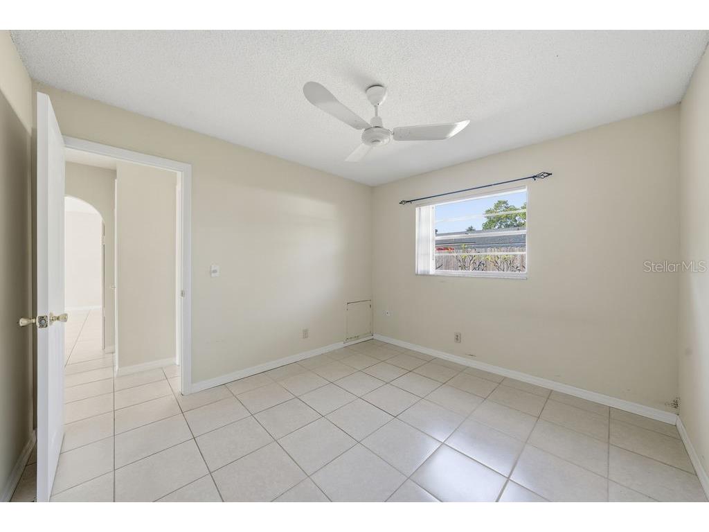 2105 W Barclay Road Tampa FL 33612 A4672472 image49