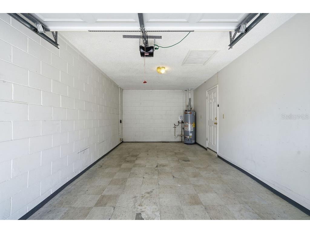 2105 W Barclay Road Tampa FL 33612 A4672472 image56