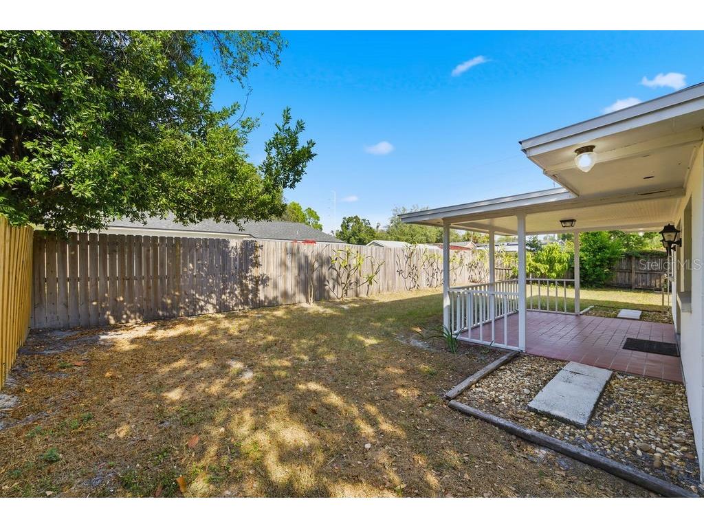 2105 W Barclay Road Tampa FL 33612 A4672472 image59