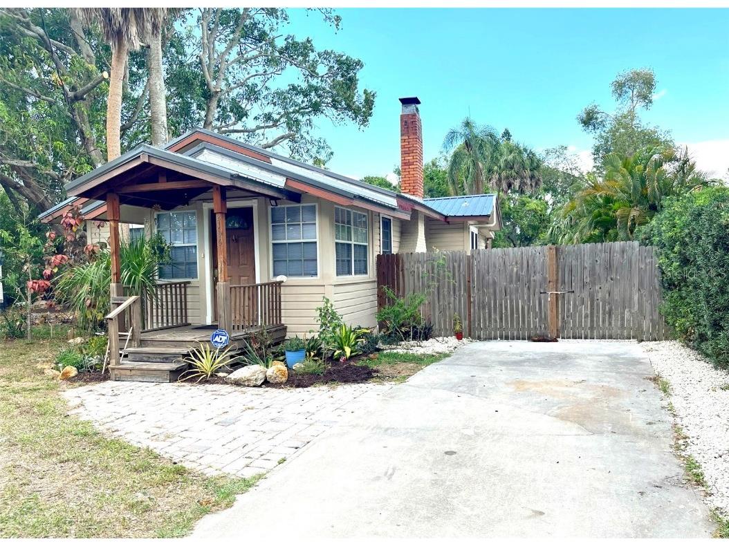 2106 20th Avenue W Bradenton FL 34205 A4572897 image1