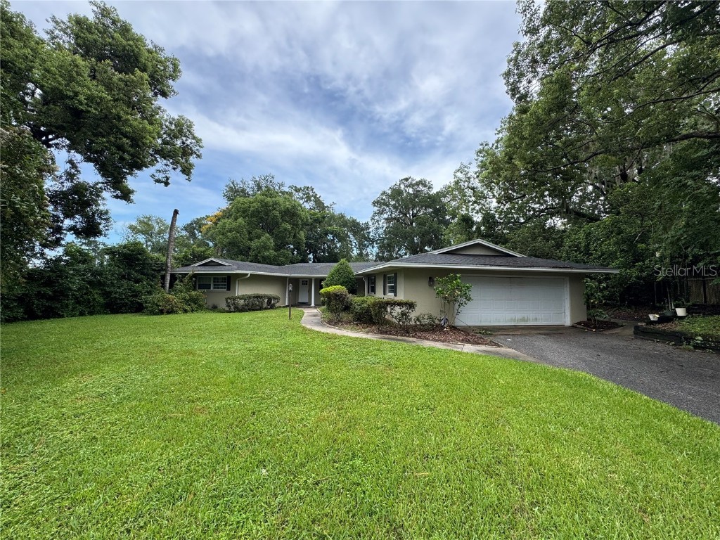 2106 Normandy Drive Mount Dora FL 32757 J991188 image1