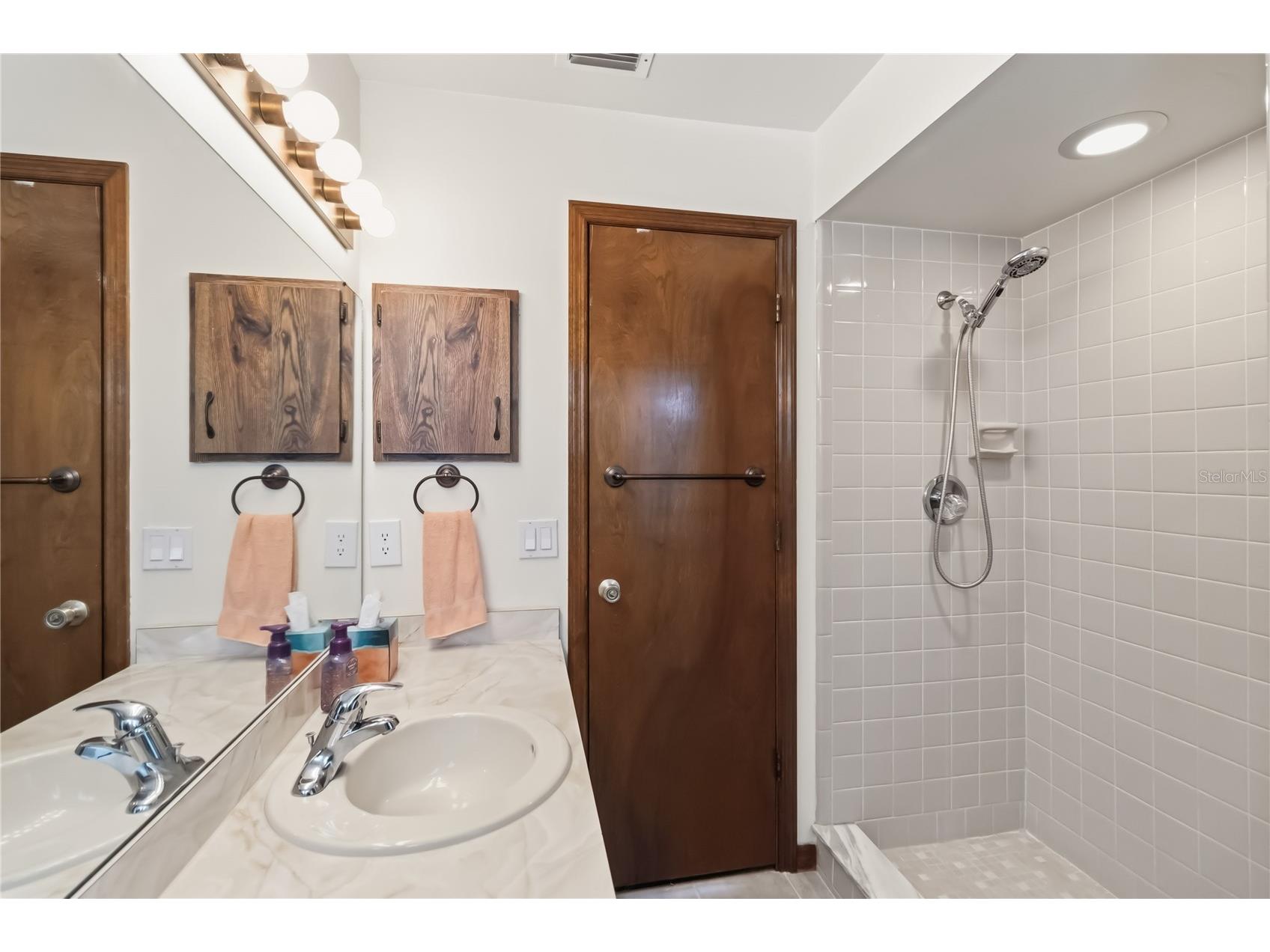 2106 Peach Tree Boulevard Saint Cloud FL 34769 O6394753 image40