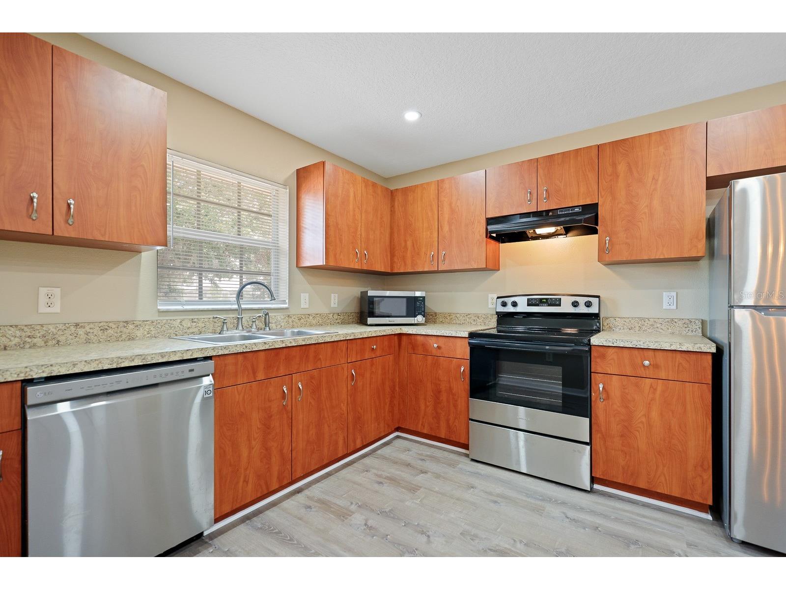 2106 Pleasant View Avenue Ruskin FL 33570 TB8509233 image10