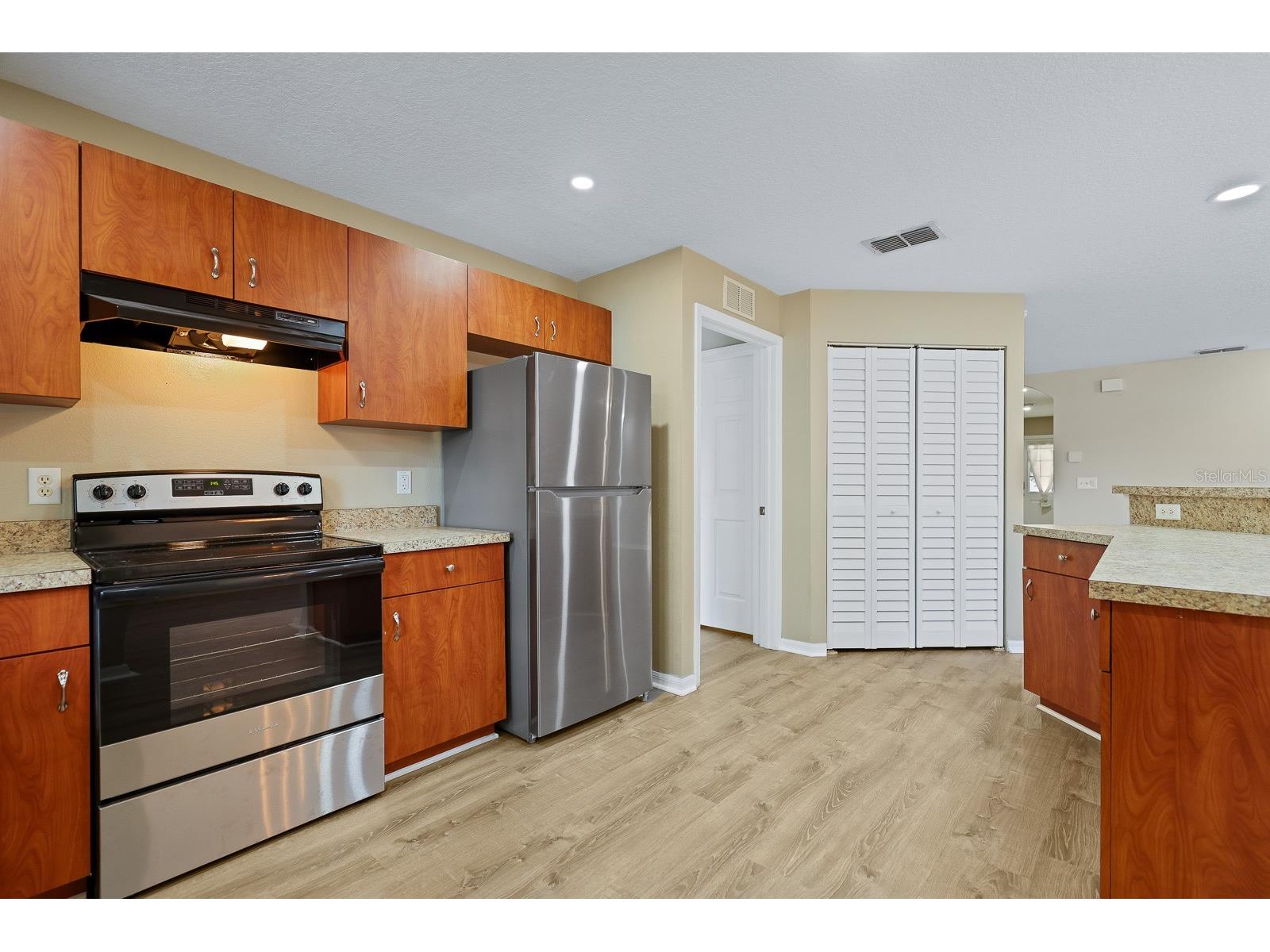 2106 Pleasant View Avenue Ruskin FL 33570 TB8509233 image11