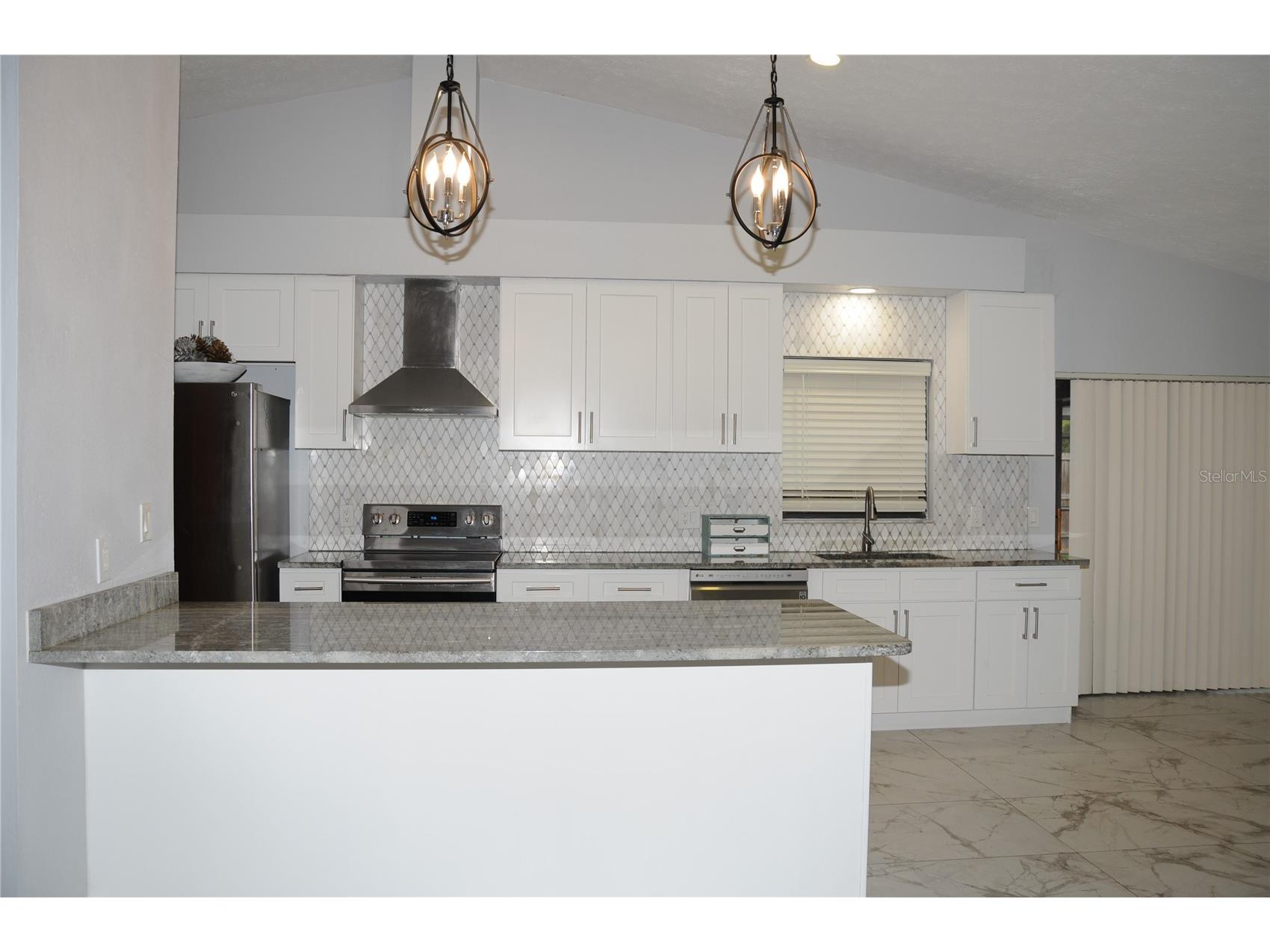 2106 Whitlock Place Dover FL 33527 TB8493968 image13