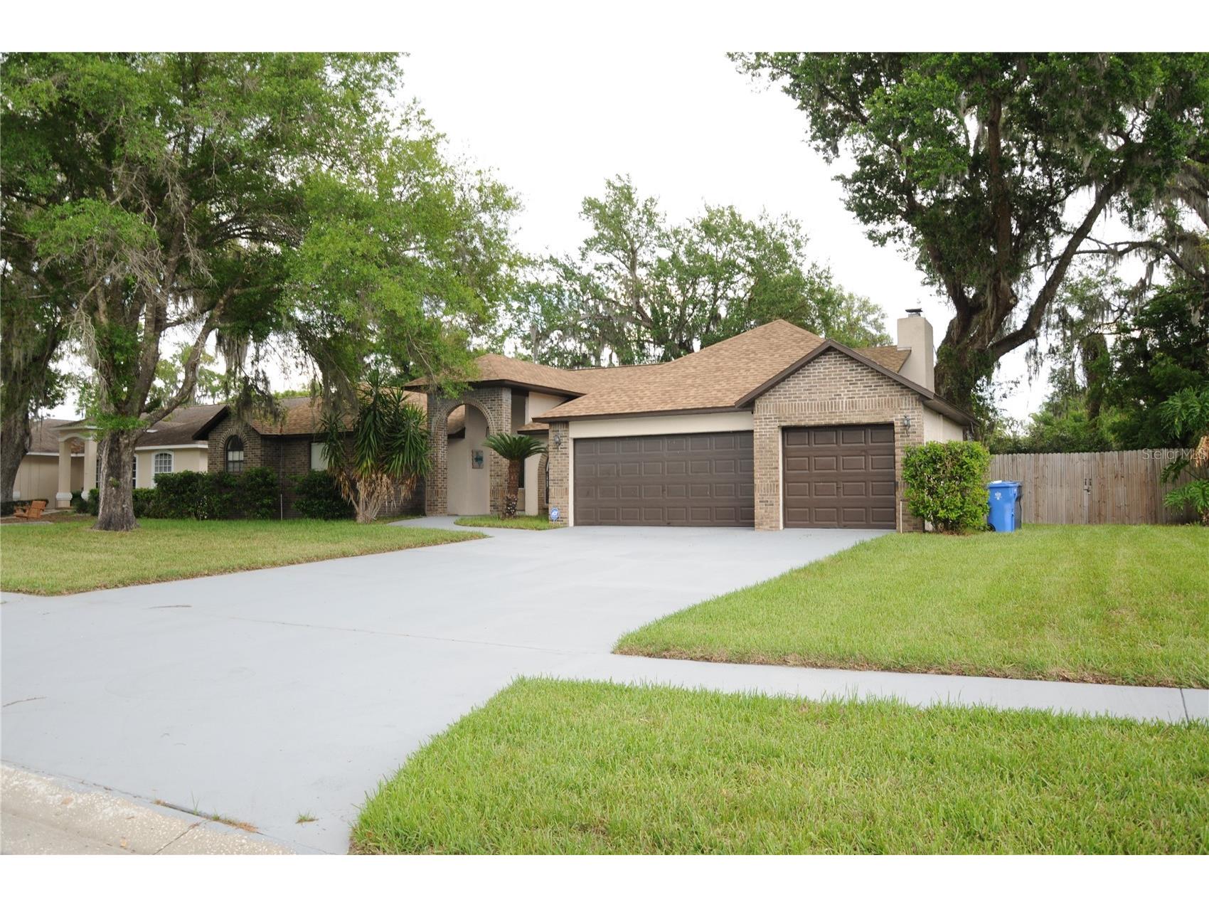 2106 Whitlock Place Dover FL 33527 TB8493968 image2