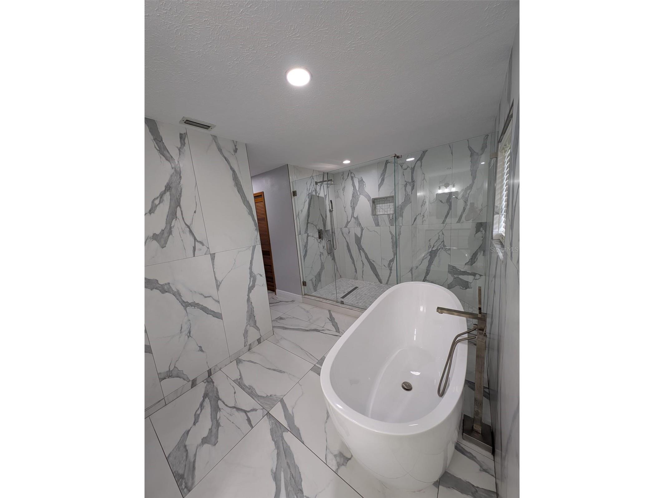 2106 Whitlock Place Dover FL 33527 TB8493968 image36