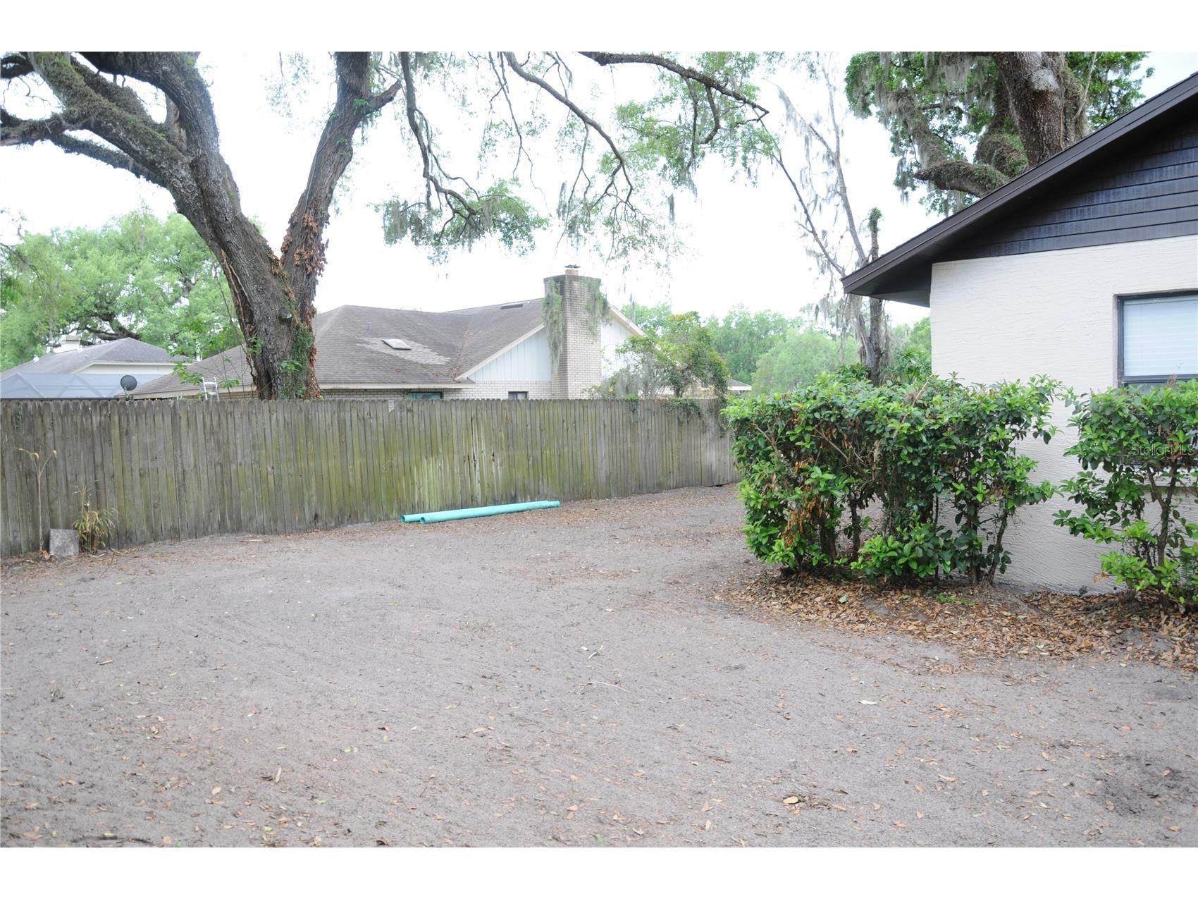 2106 Whitlock Place Dover FL 33527 TB8493968 image80