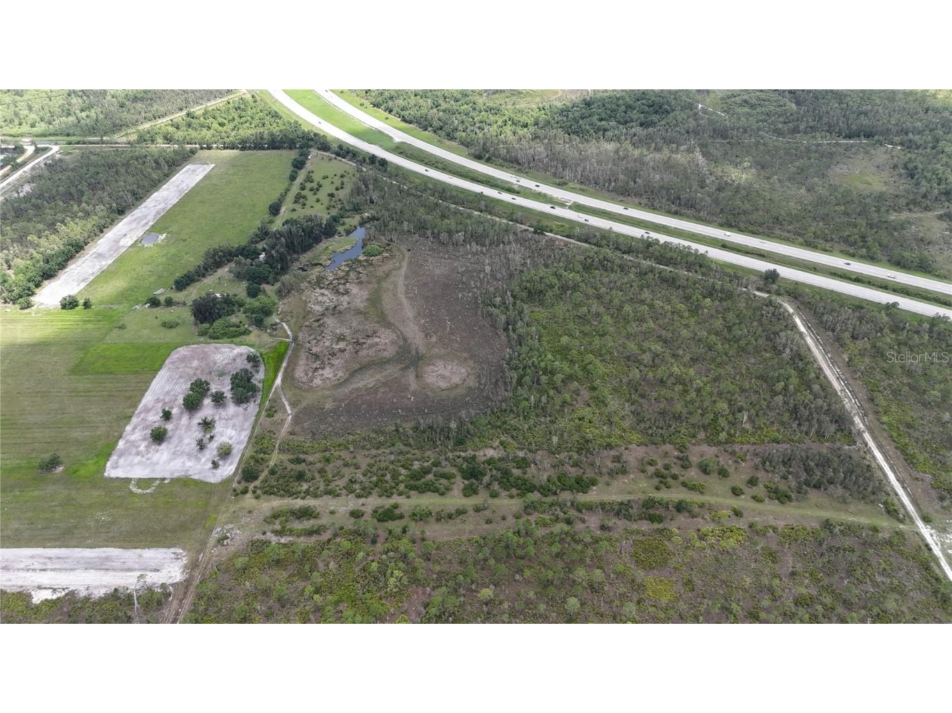 21061 Granville Road North Fort Myers FL 33917 OM703850 image4