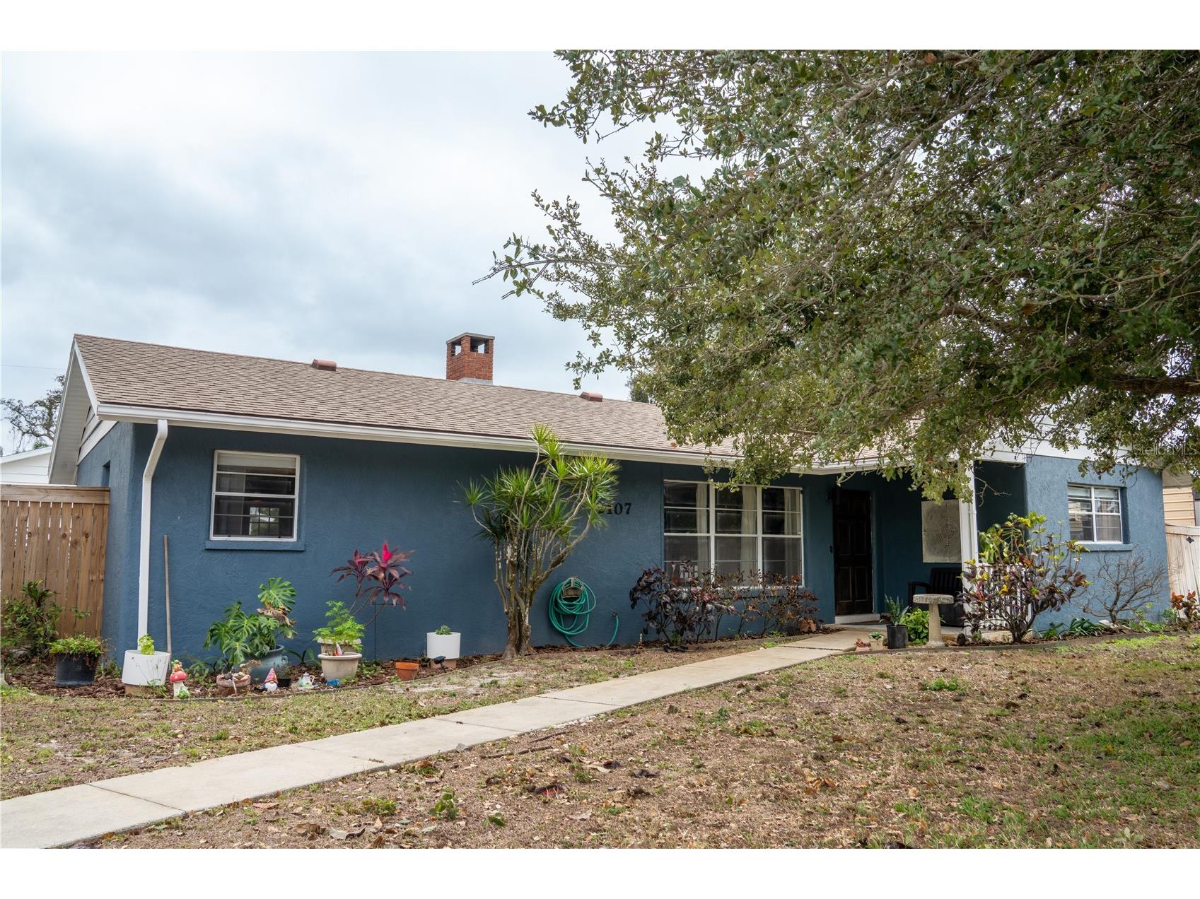 2107 6th Street W Palmetto FL 34221 A4678868 image1