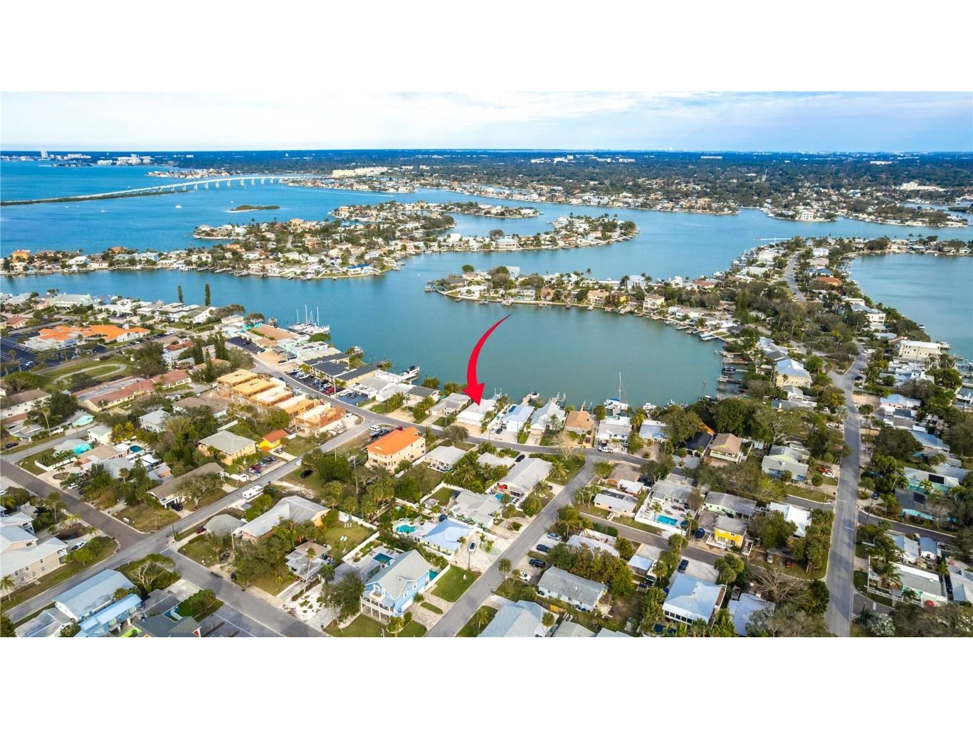 2107 Bay Boulevard Indian Rocks Beach FL 33785 - INTRACOASTAL WATERWAY U8187944 image1