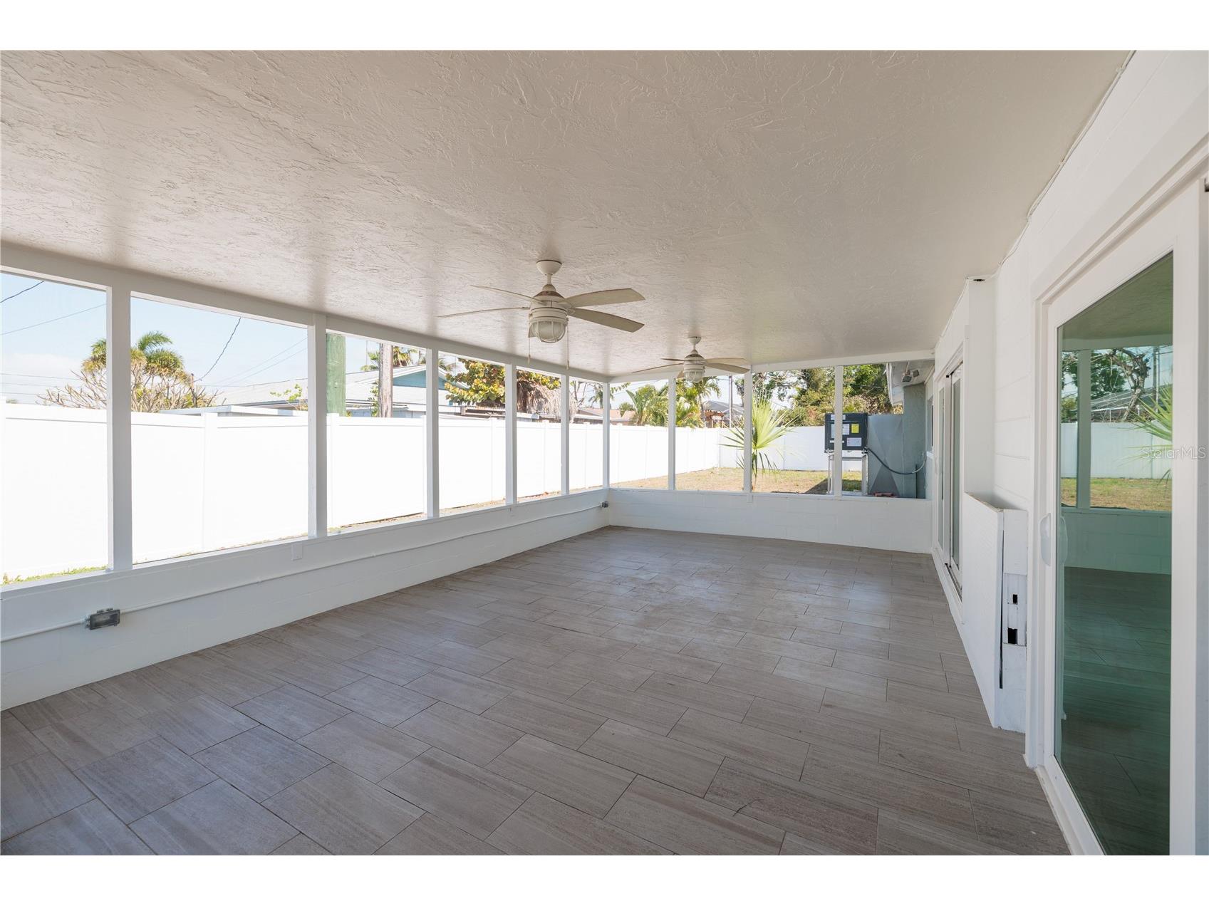 2107 Dolphin Boulevard S Saint Petersburg FL 33707 TB8493434 image15