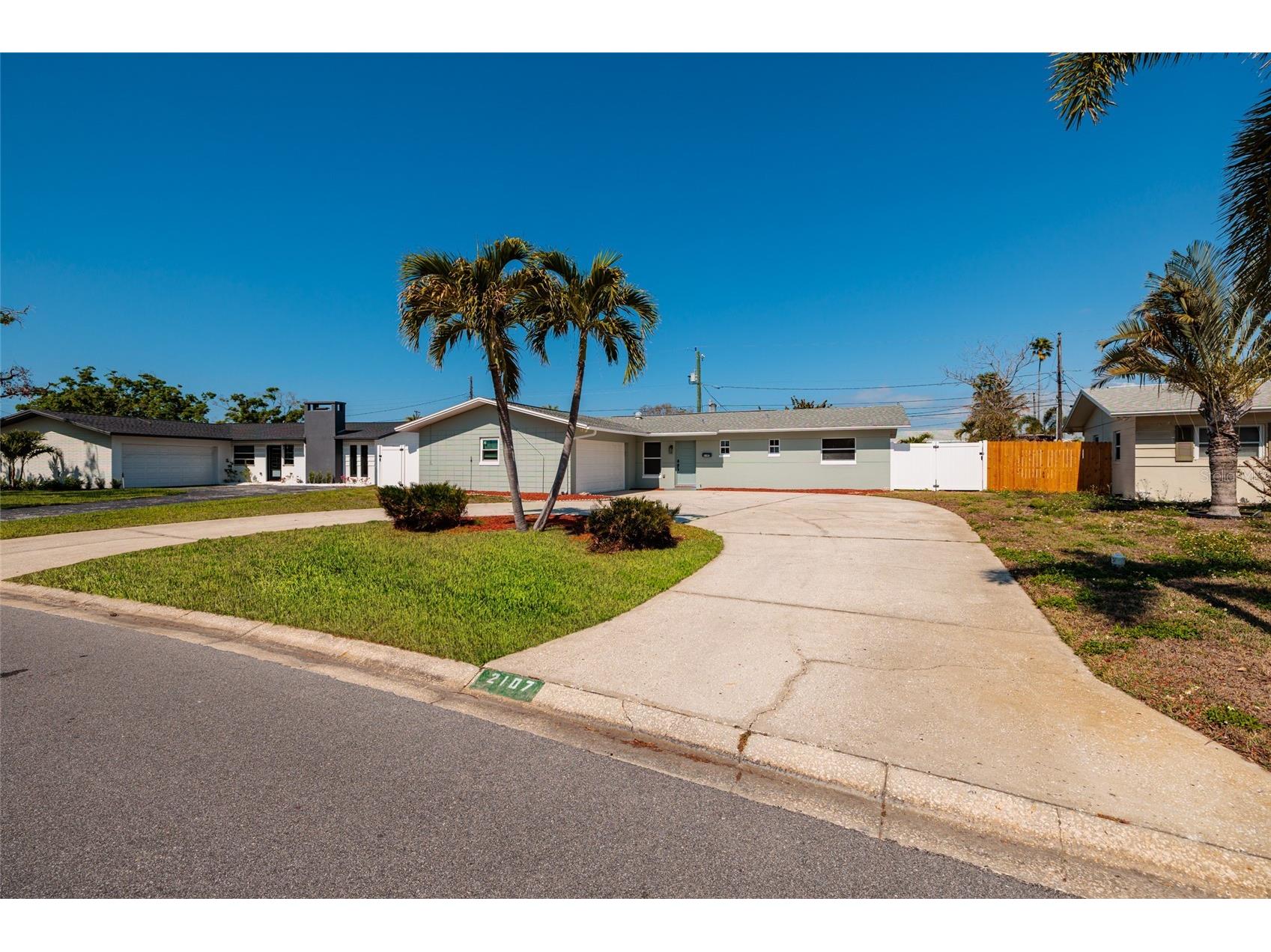 2107 Dolphin Boulevard S Saint Petersburg FL 33707 TB8493434 image26