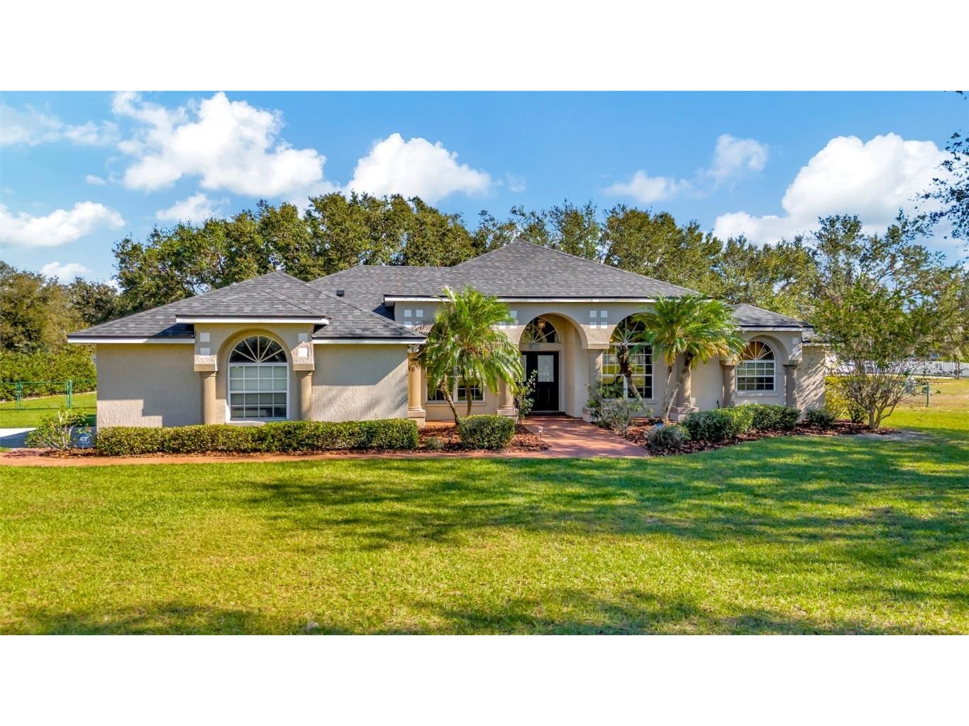 2107 Gallagher Road Dover FL 33527 TB8325897 image1