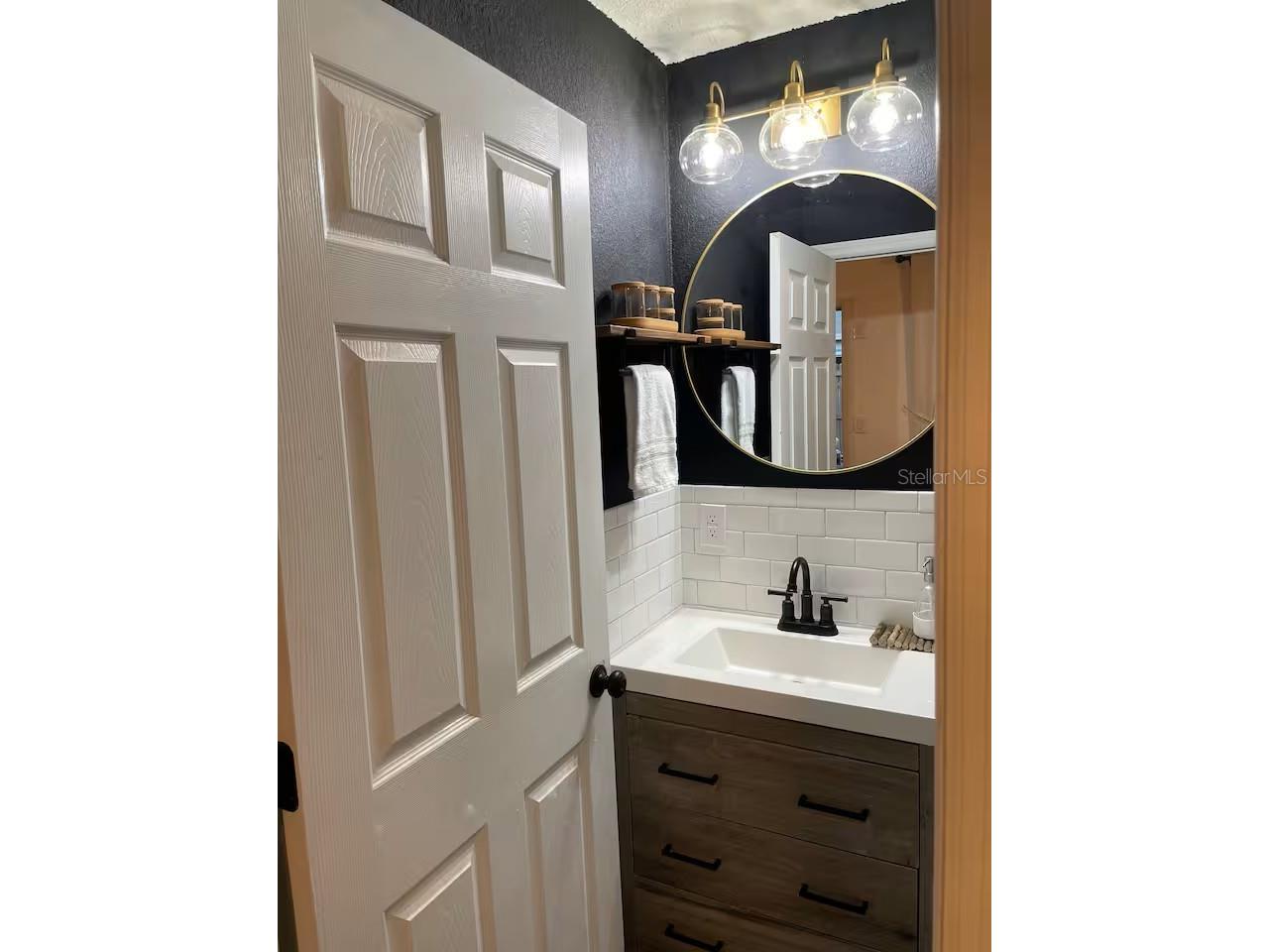 2107 Grove Valley Avenue Palm Harbor FL 34683 TB8519285 image35