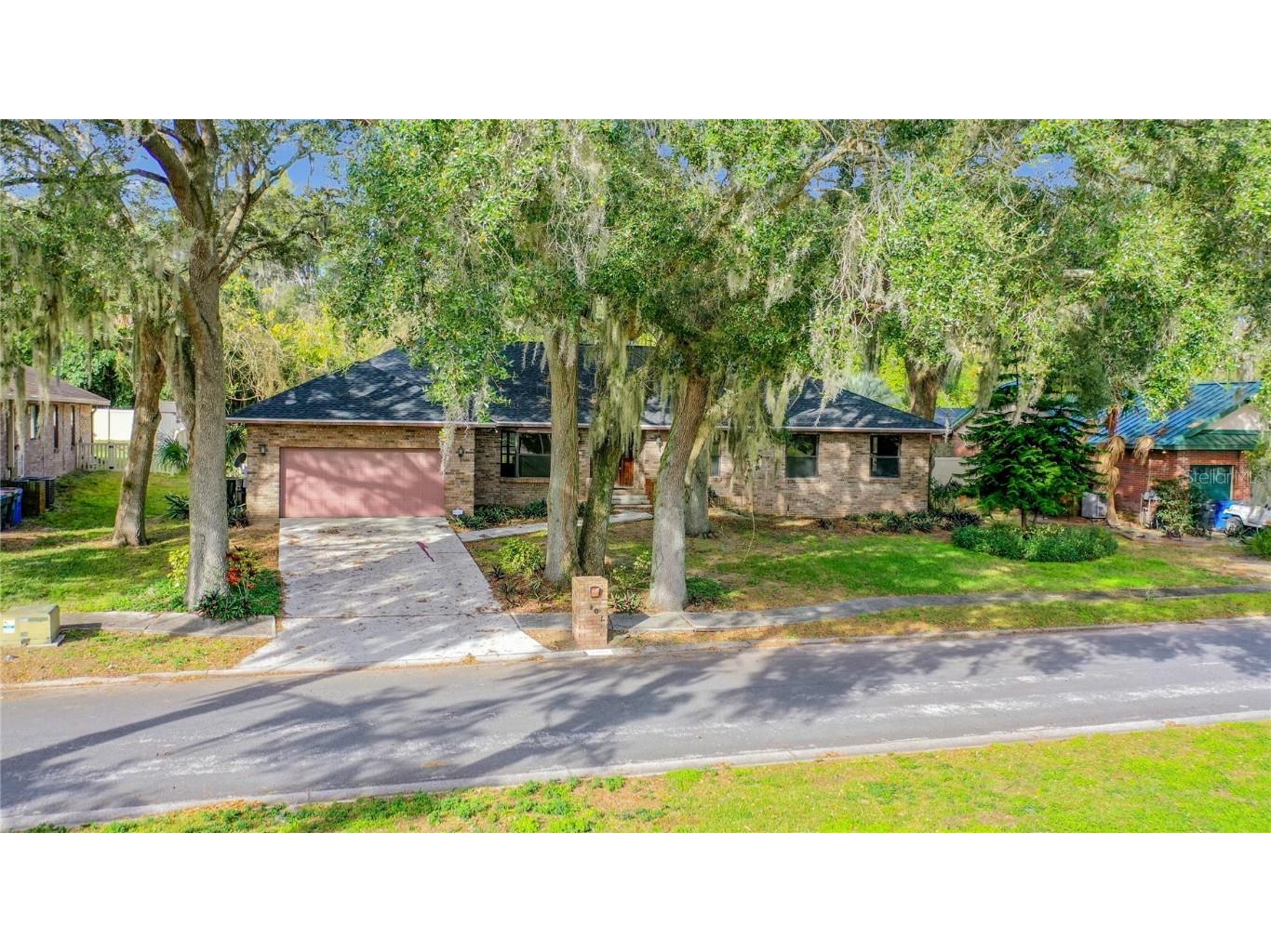 2107 Herndon Street Dover FL 33527 T3499759 image1