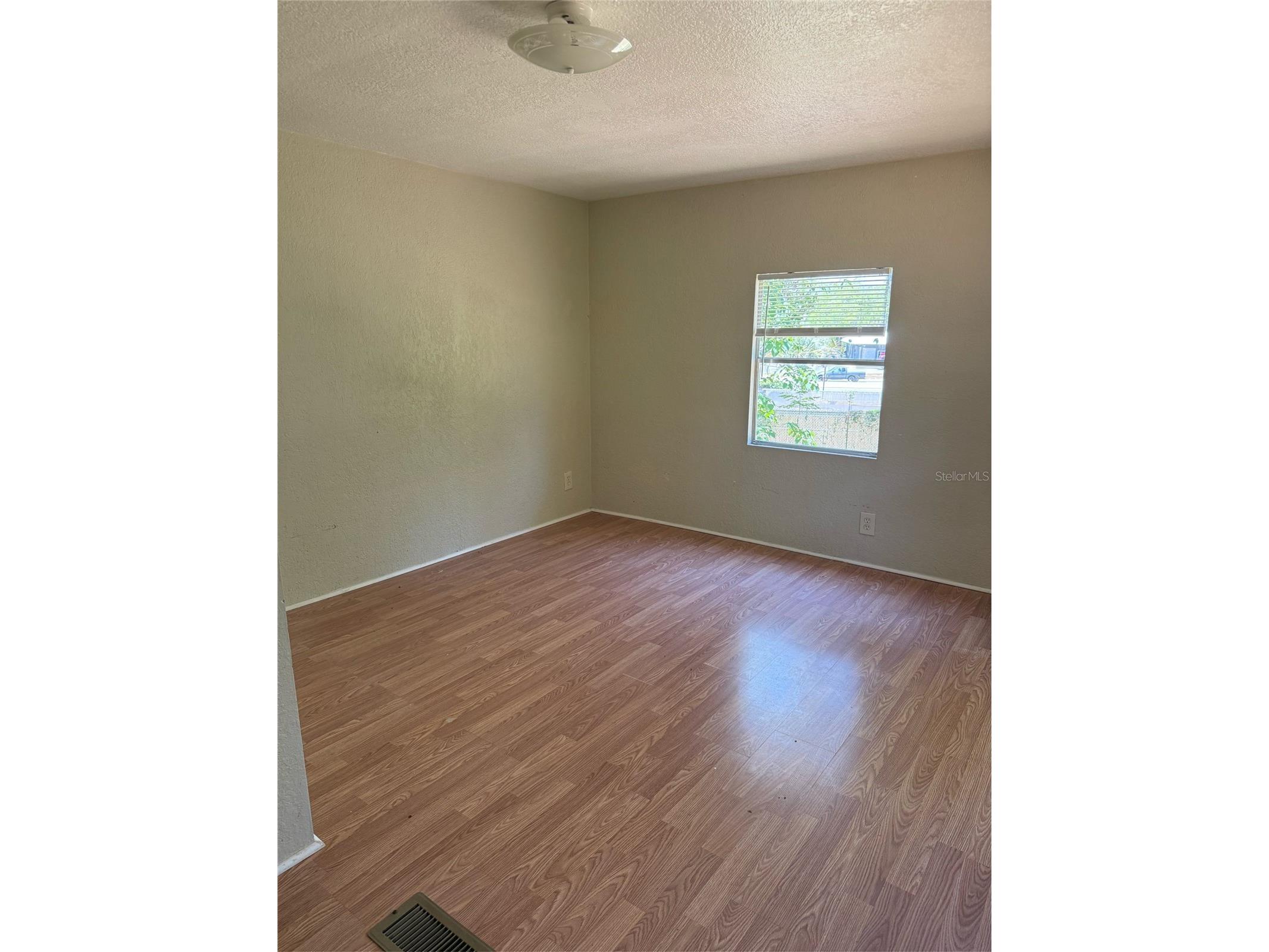 2107 Hialeah Avenue Leesburg FL 34748 G5092050 image11