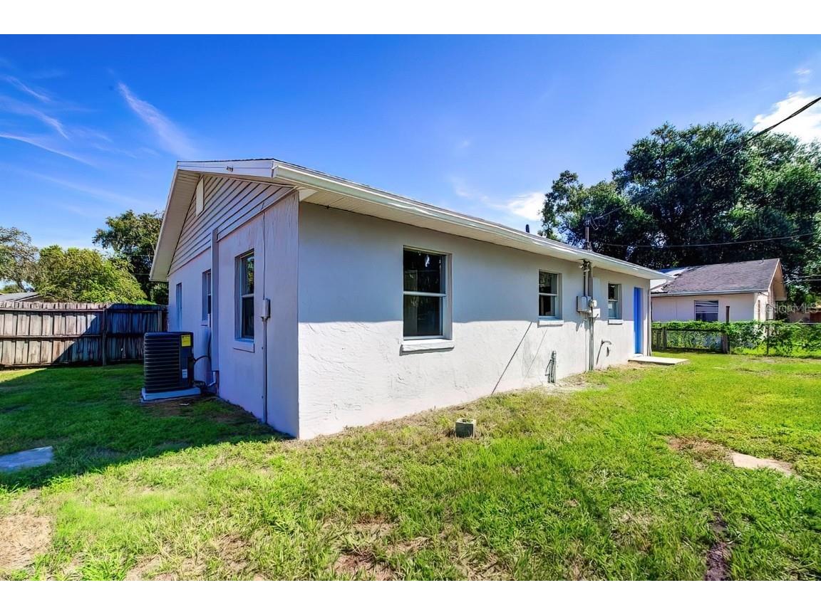 2107 Monticello Avenue Lakeland FL 33801 TB8447124 image22