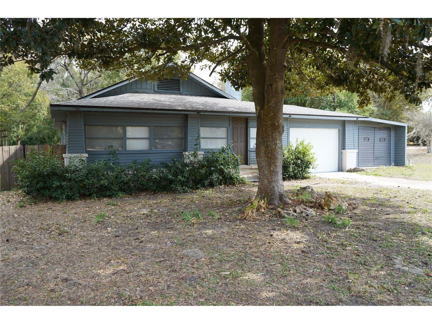 2107 NE 8th Road Ocala FL 34470 OM719324 image1