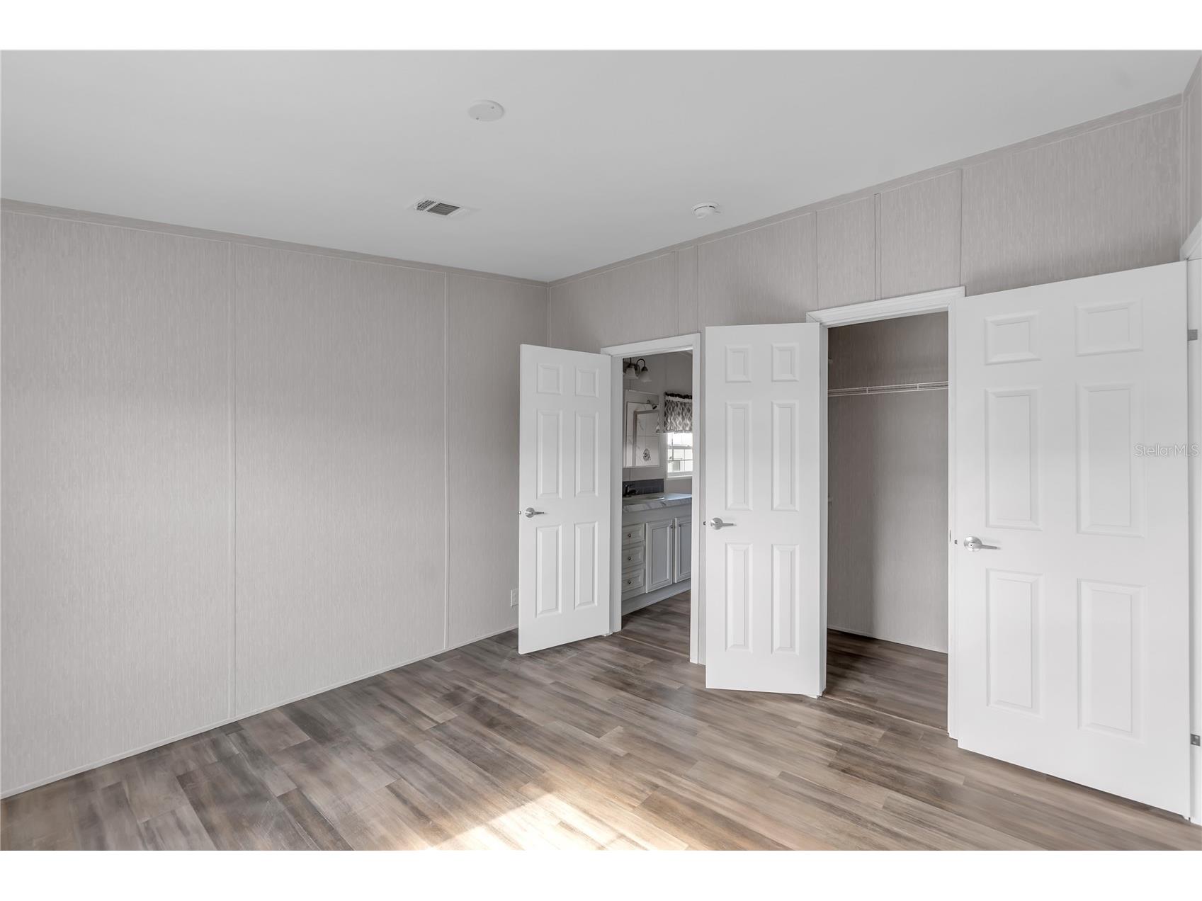 2107 Palma Sola Boulevard #13 Bradenton FL 34209 A4690567 image14