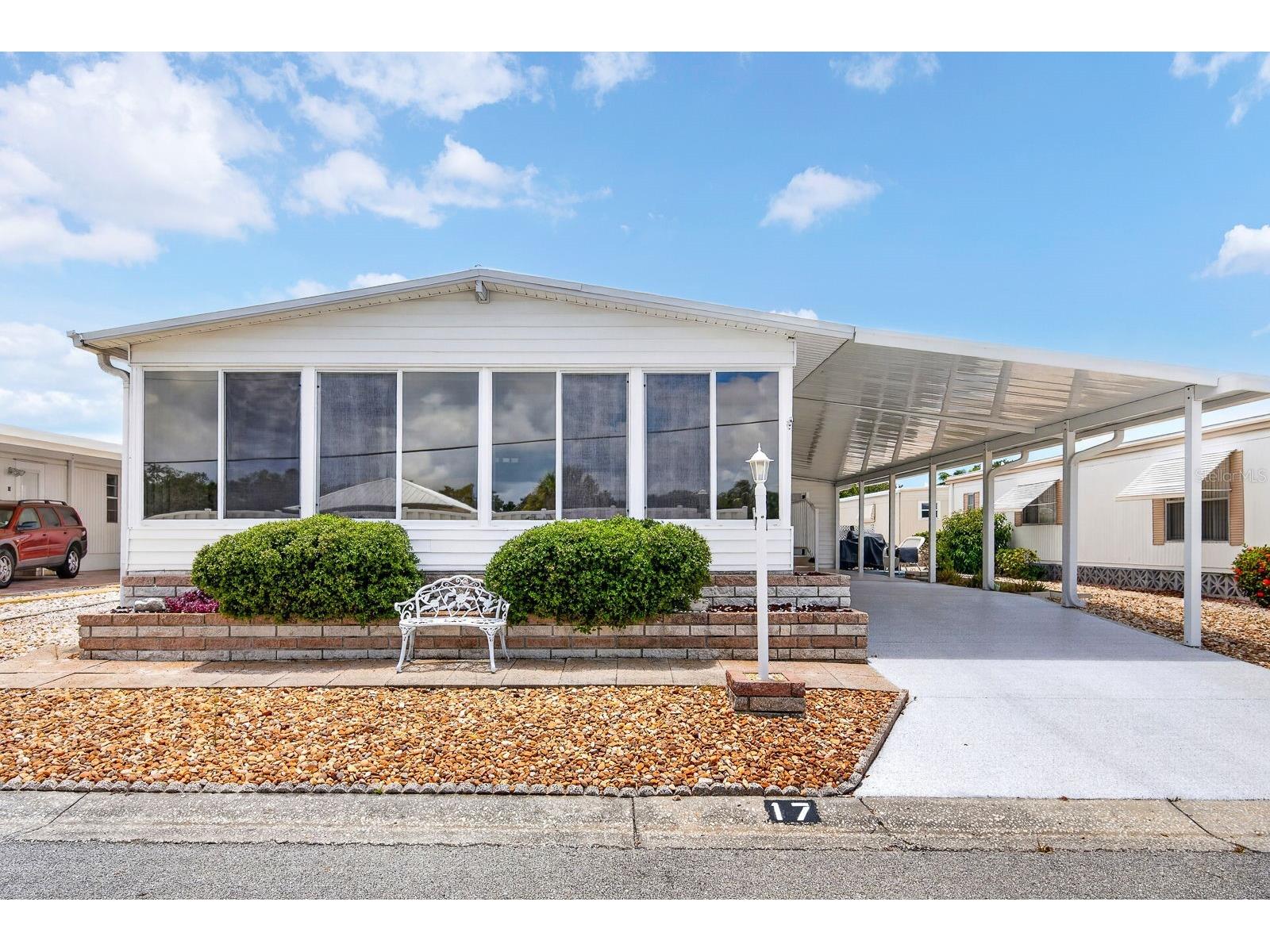 2107 Palma Sola Boulevard #17 Bradenton FL 34209 A4697176 image1