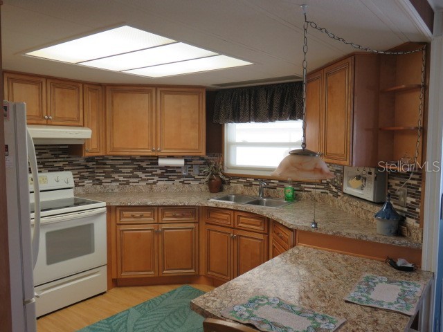 2107 Palma Sola Boulevard #8 Bradenton FL 34209 A4692415 image3