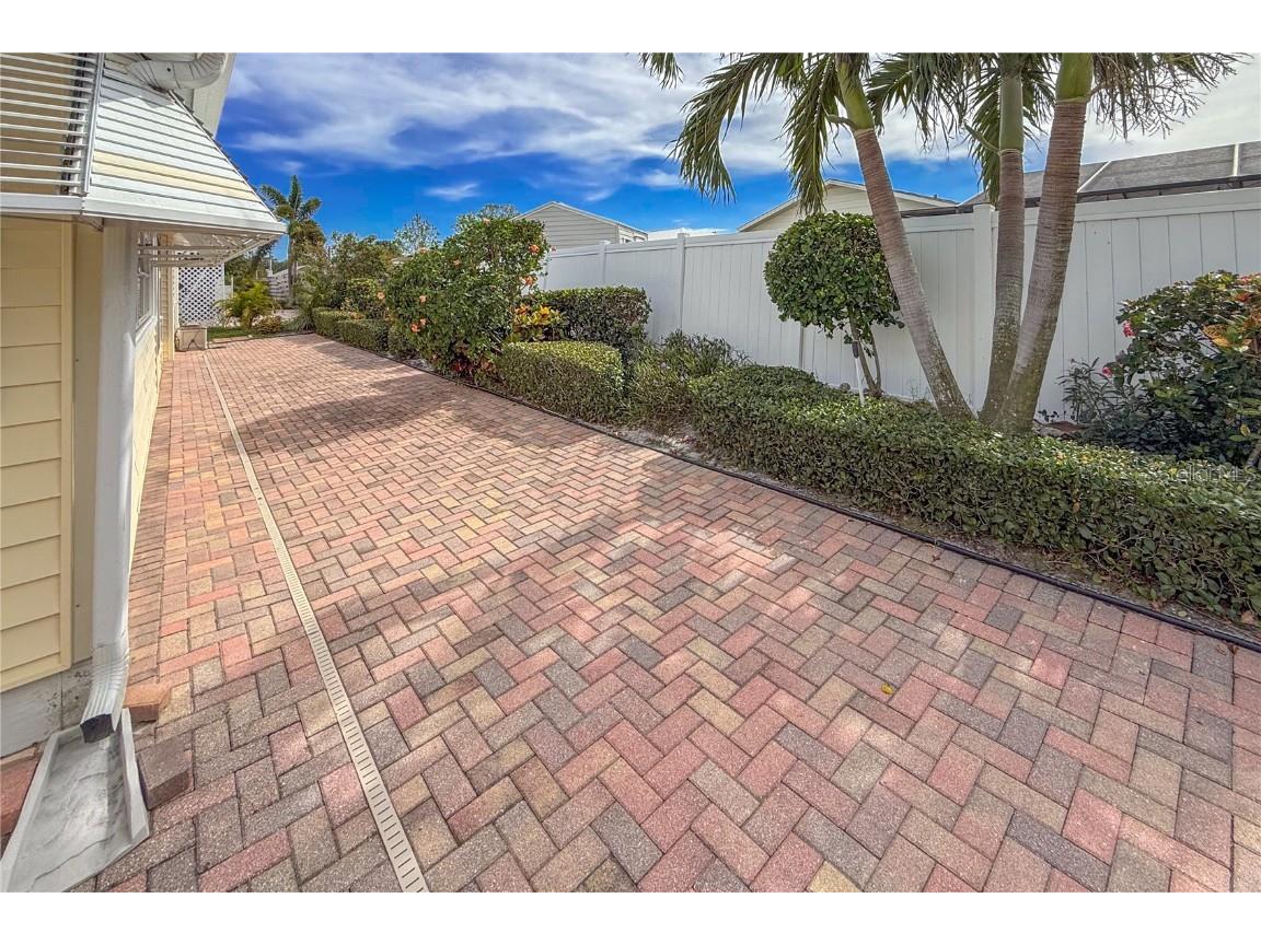 2107 Palma Sola Boulevard #84 Bradenton FL 34209 A4670006 image37