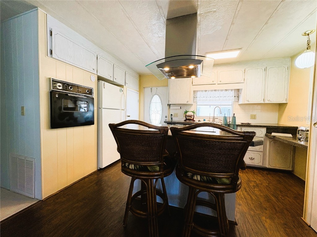 2107 Palma Sola Boulevard #95 Bradenton FL 34209 - PALMA SOLA BAY A4649274 image3