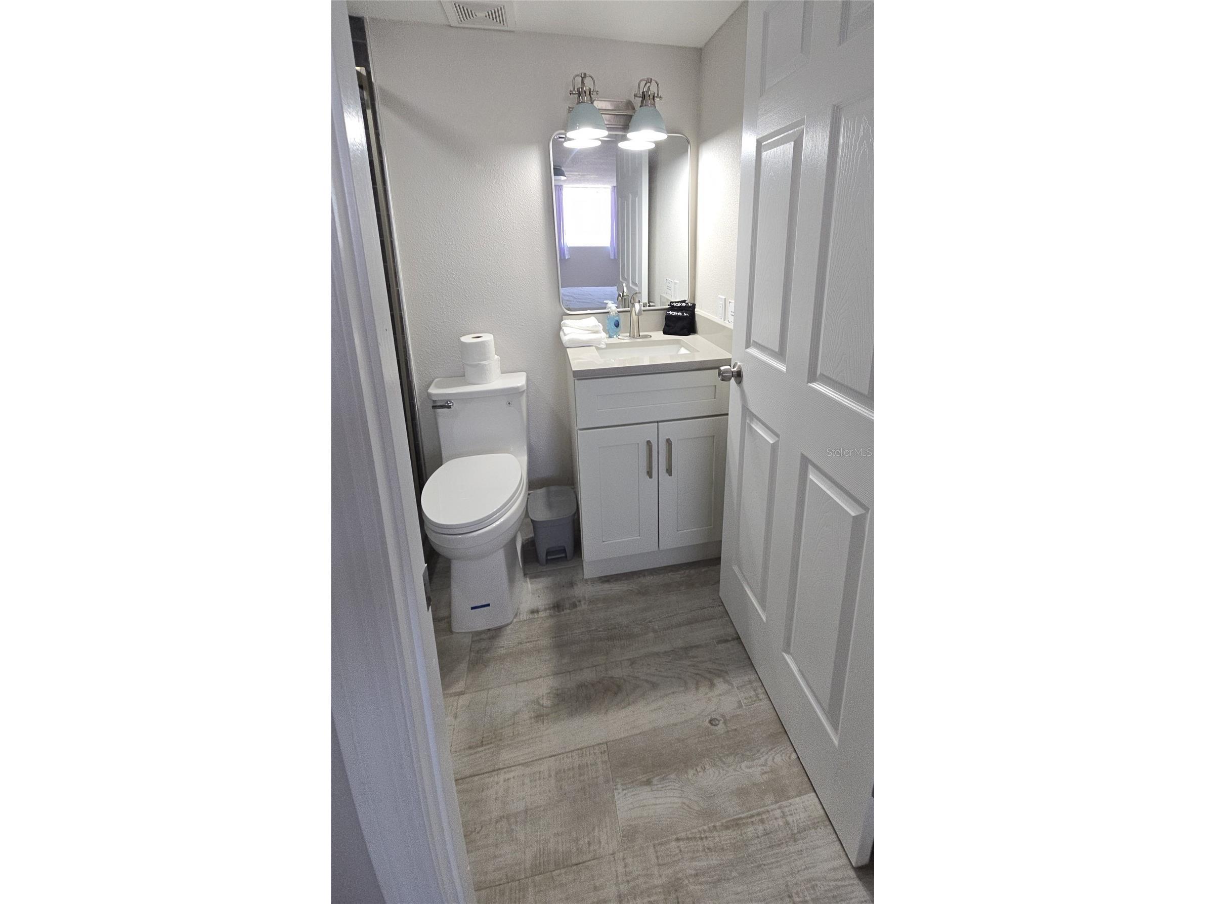 2107 Pine Terrace Sarasota FL 34231 S5147369 image13