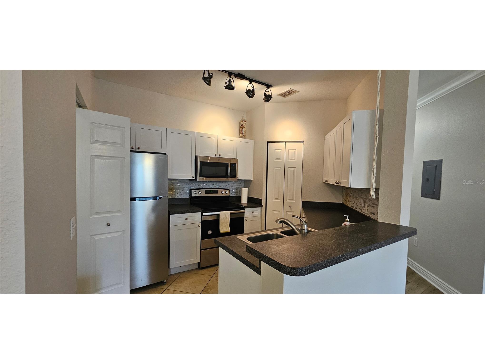 2107 Portofino Place #3016 Palm Harbor FL 34683 TB8501742 image6