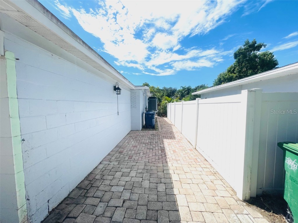 2107 S West Shore Boulevard Tampa FL 33629 TB8432239 image4