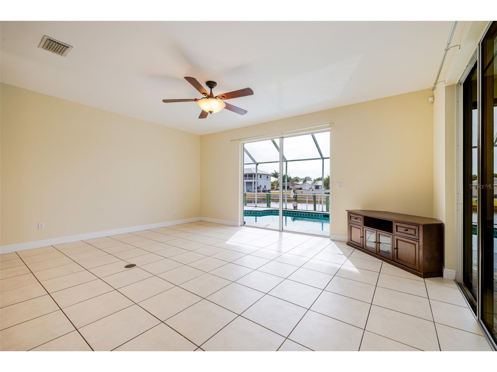 2107 Saint Croix Avenue Fort Myers FL 33905 A4684850 image25