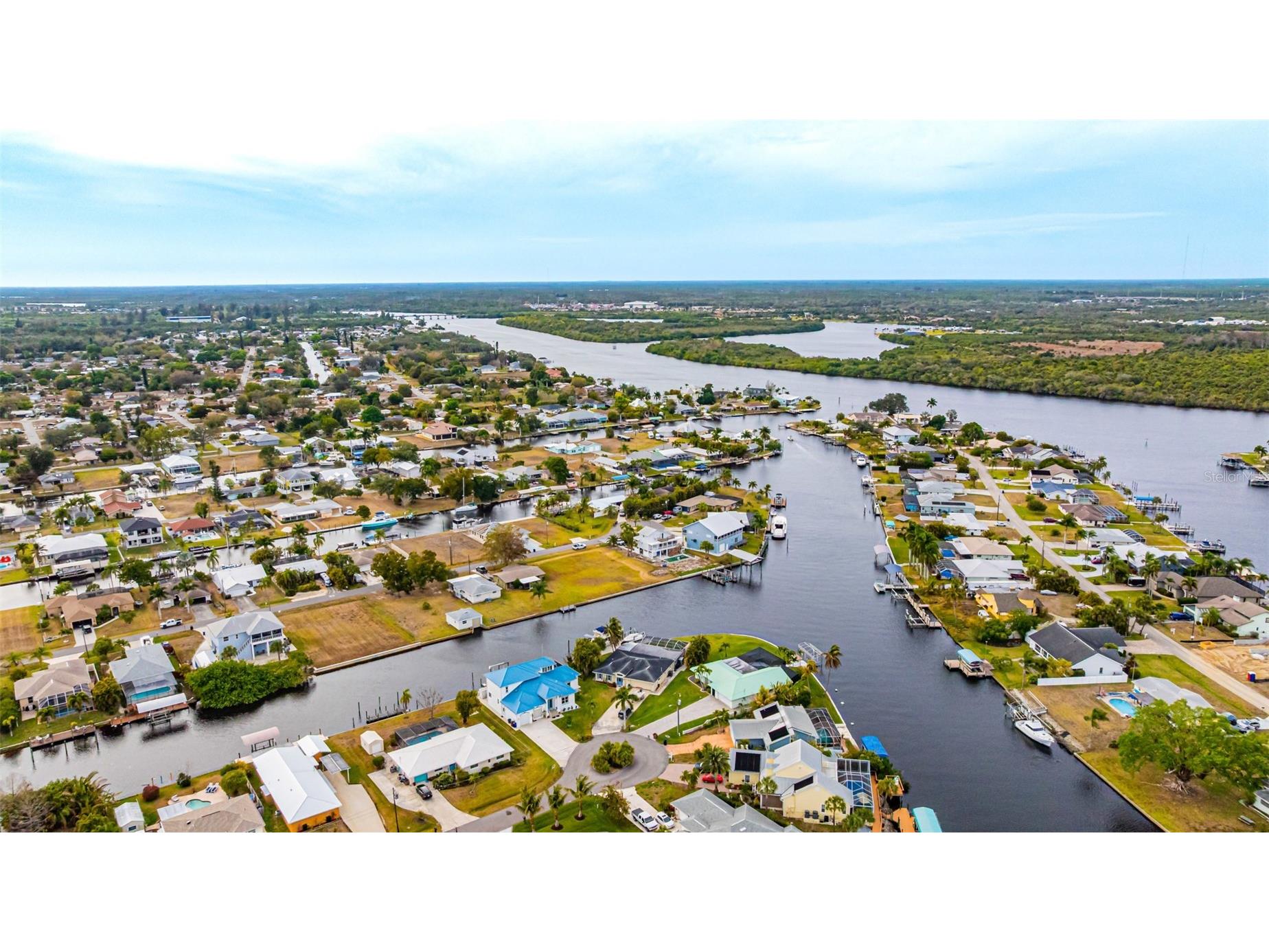 2107 Saint Croix Avenue Fort Myers FL 33905 A4684850 image74