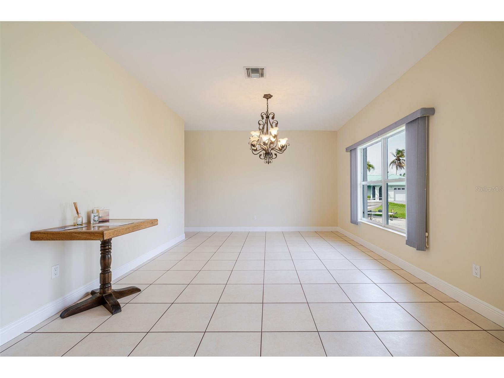 2107 Saint Croix Avenue Fort Myers FL 33905 A4684850 image9