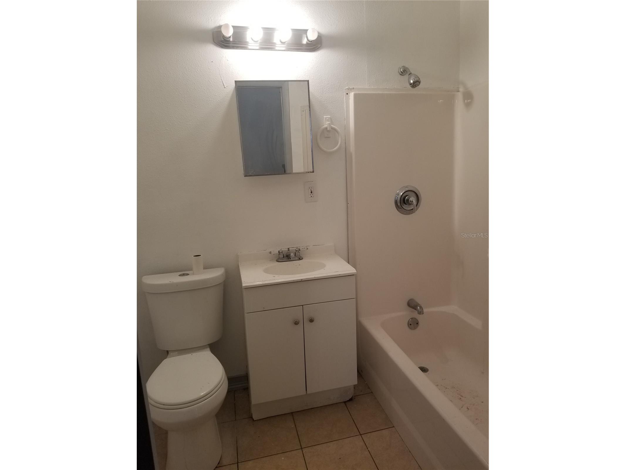 2107 W Chestnut Street Tampa FL 33607 TB8499617 image12