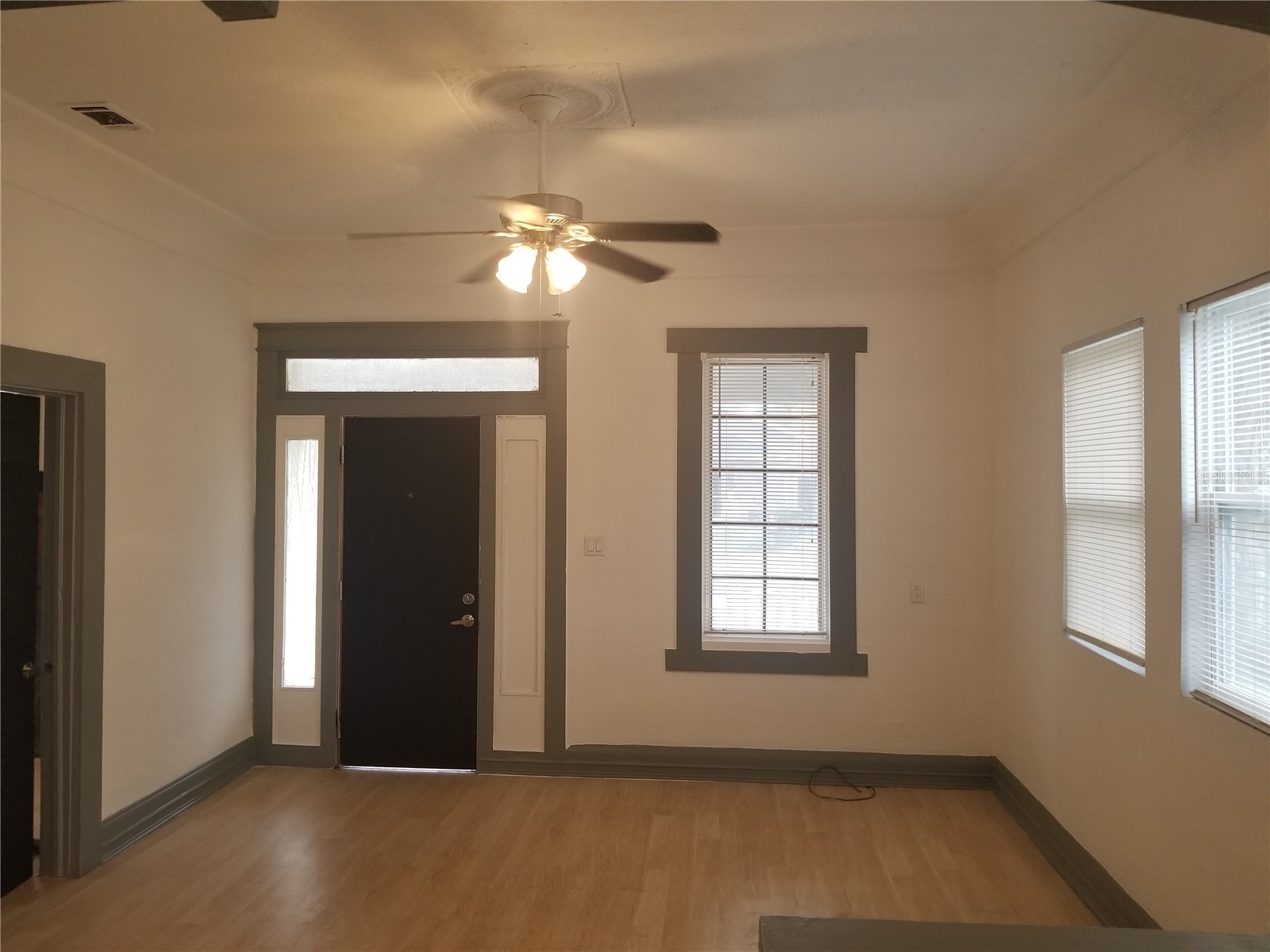 2107 W Chestnut Street Tampa FL 33607 TB8499617 image4