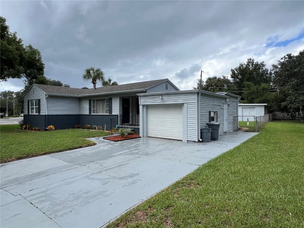 2108 Amelia Avenue Sanford FL 32771 O6244906 image1
