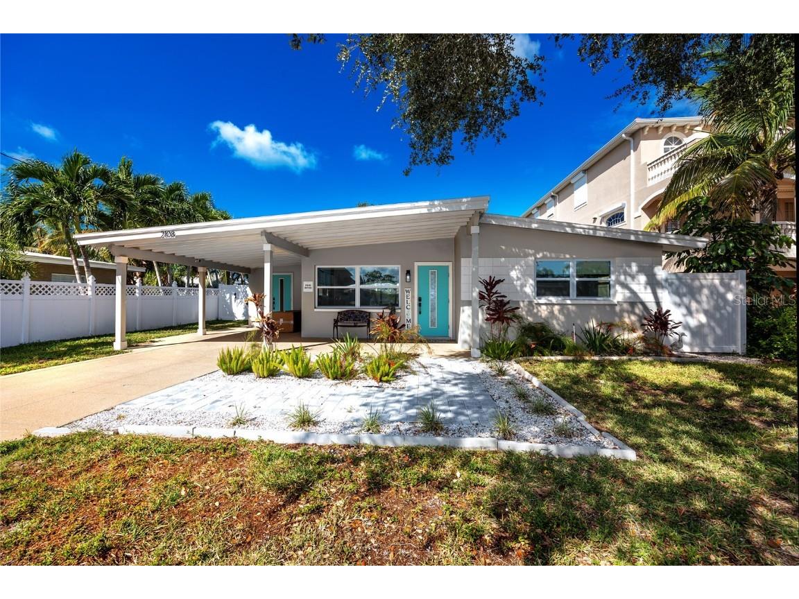 2108 Bay Boulevard Indian Rocks Beach FL 33785 U8216845 image1