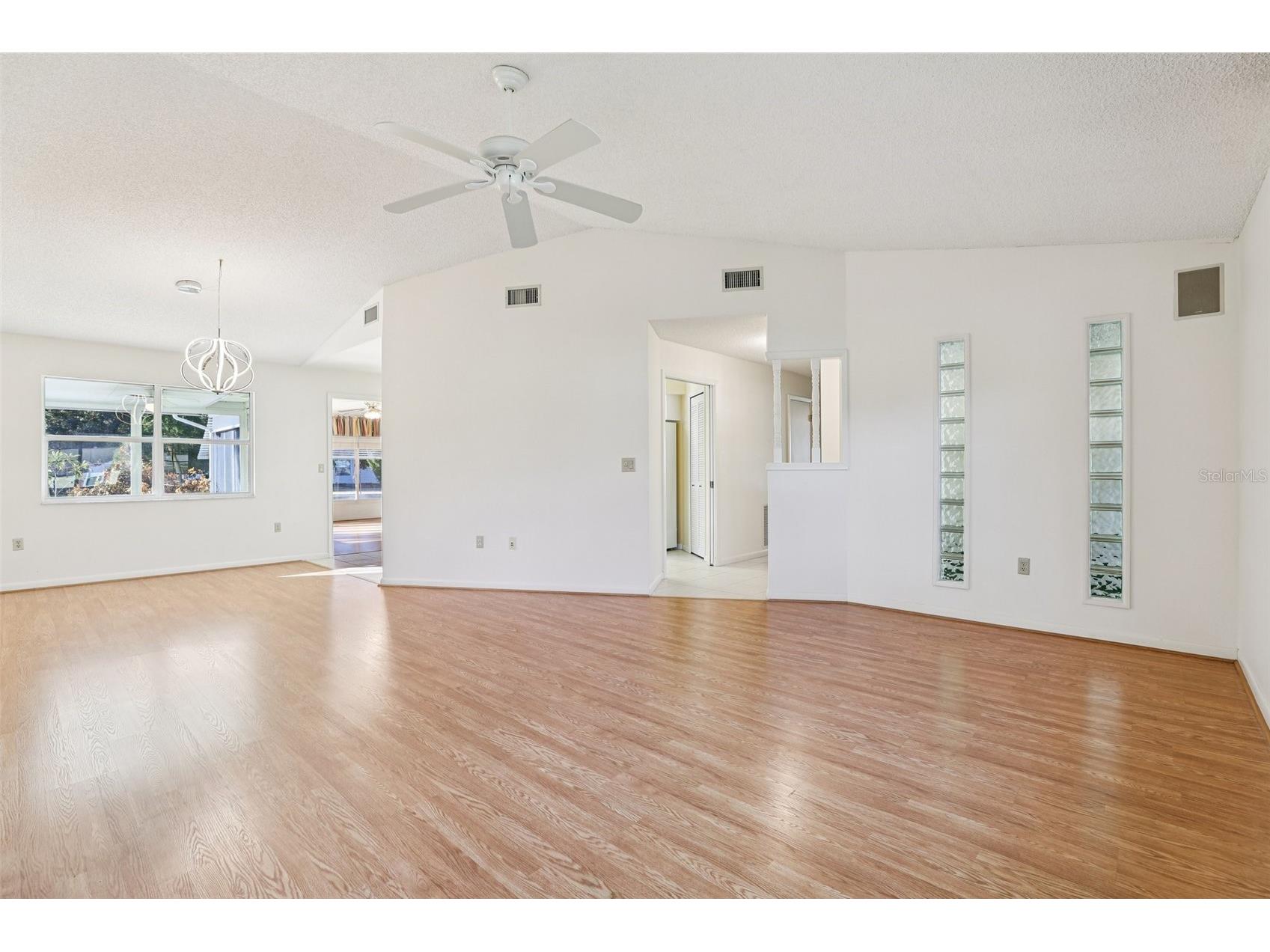 2108 Greenlaw Court Leesburg FL 34788 OM718342 image9