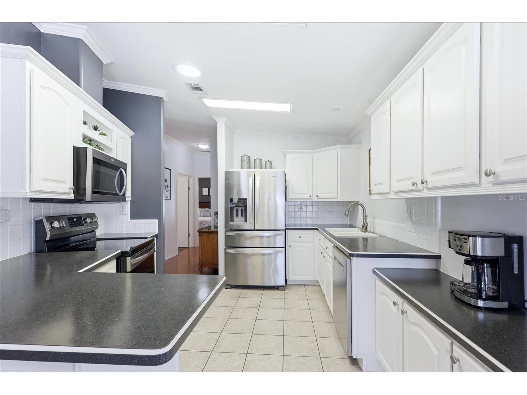 2108 Illinois Avenue Bradenton FL 34207 - SARASOTA BAY A4692673 image15
