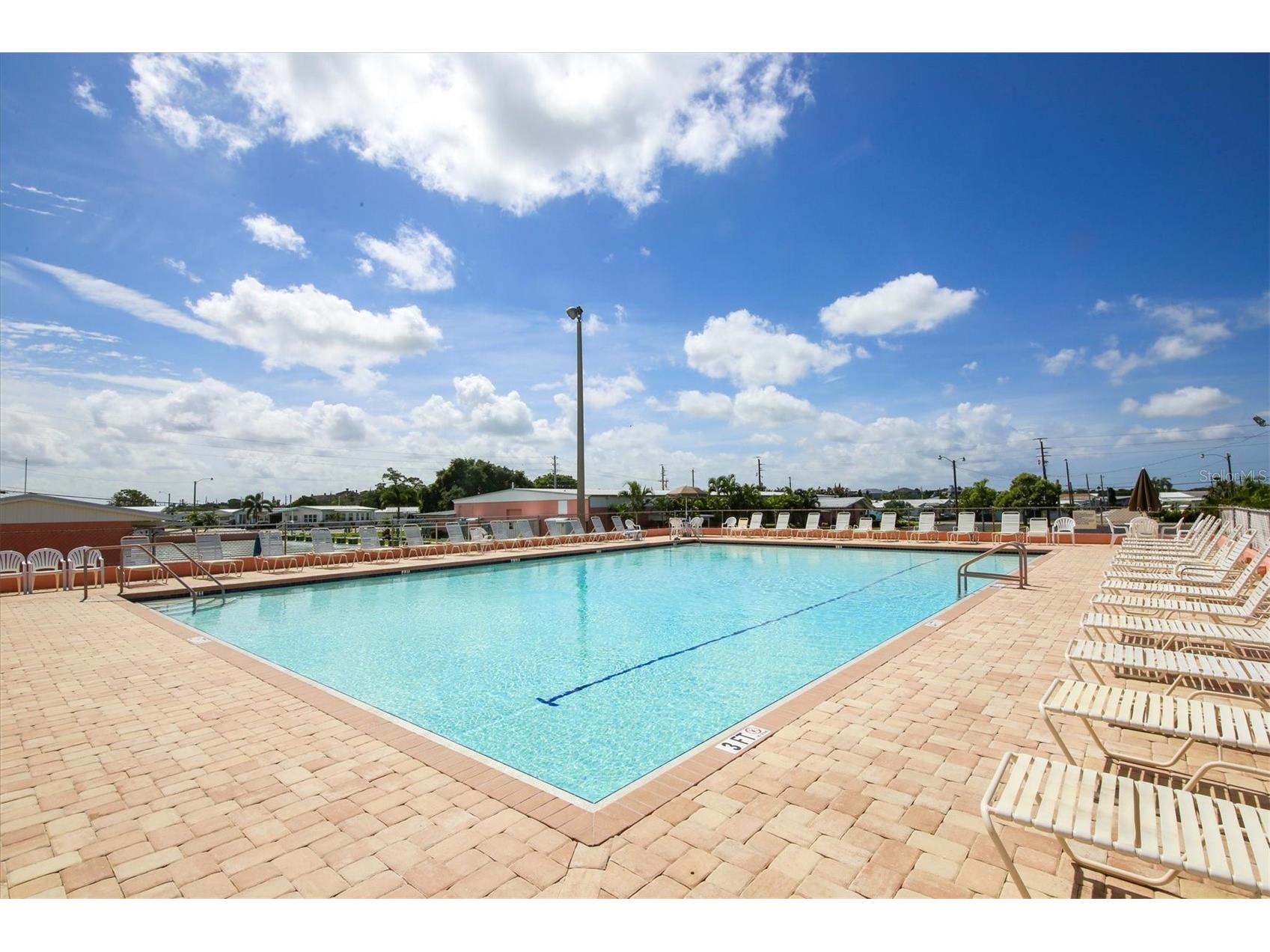 2108 Illinois Avenue Bradenton FL 34207 - SARASOTA BAY A4692673 image39