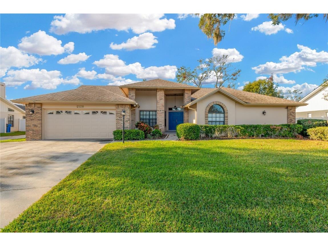 2108 Laindale Place Valrico FL 33596 TB8337409 image1